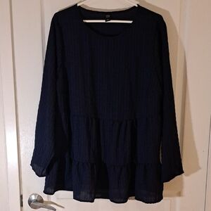 139 - EMERY ROSE Navy Tiered Flowy Top